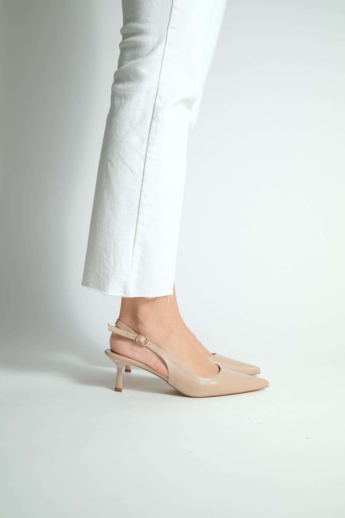 Harvey Bej Dikiş Detaylı Arkası Açık Topuklu Ayakkabı